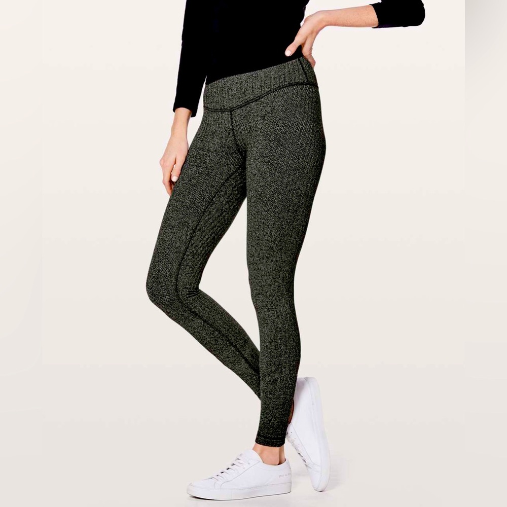 NWOT Lululemon Wunder Under leggings in Herringbone print size 6
